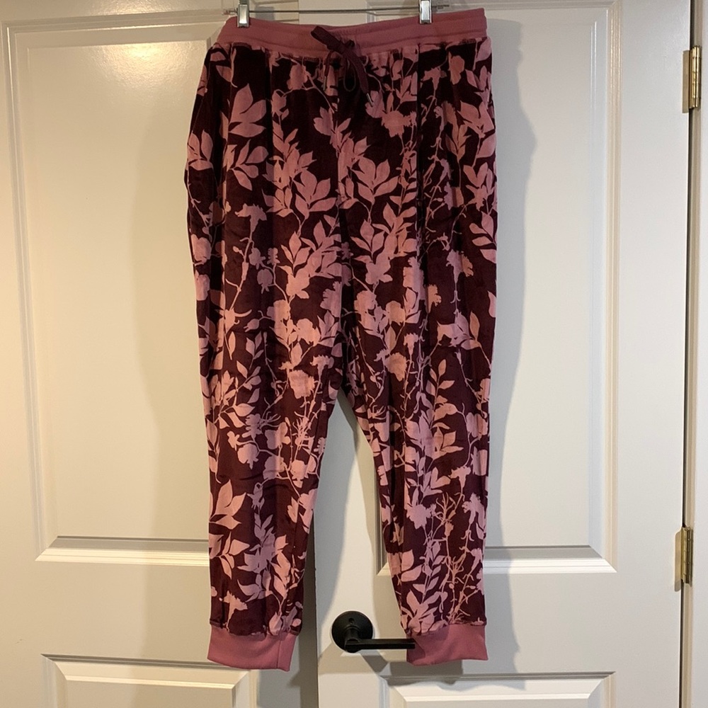 Lularoe JAX Velour Joggers. NWOT